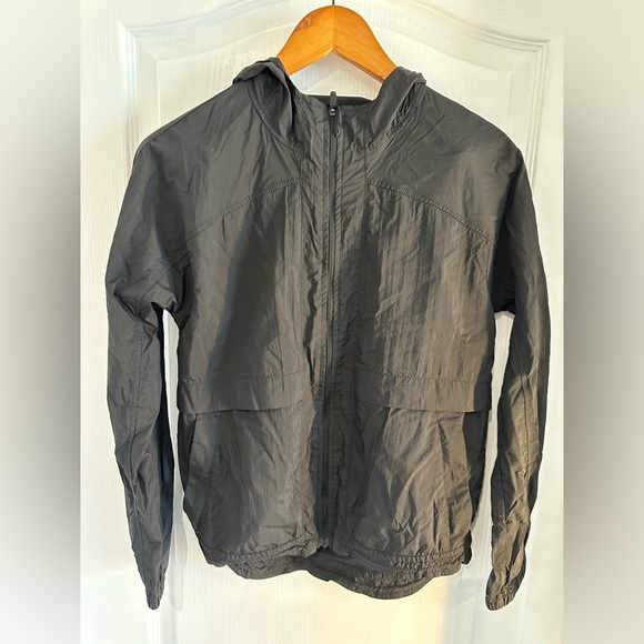 Women's Lululemon Light Jacket - Picture 1 of 5